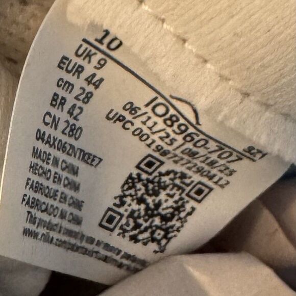Air Jordan 11 Retro H-Town Shoes main image 9